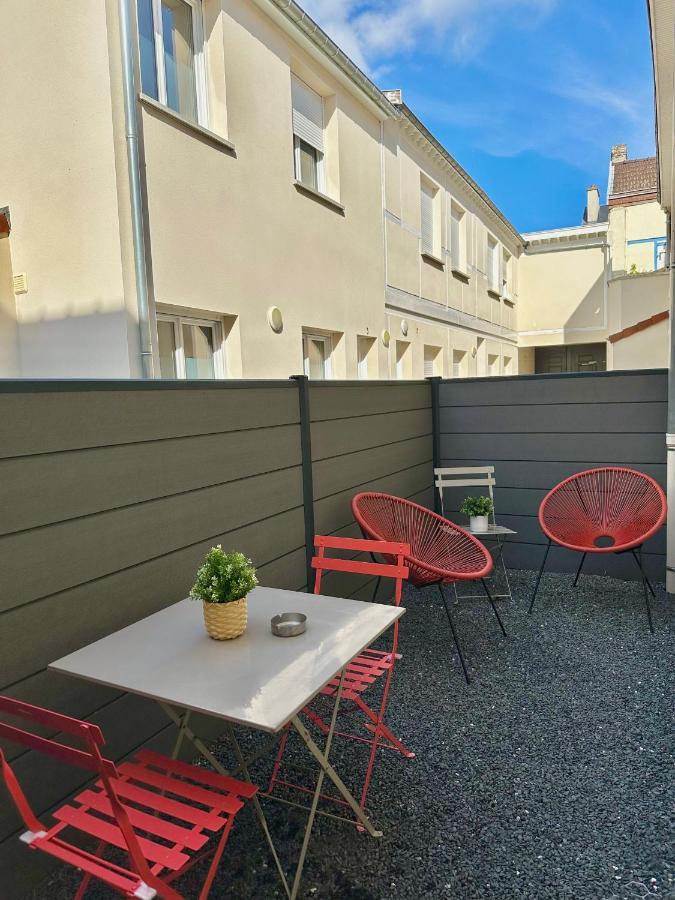 Le Sacre - Centre - Cour Privative - Parking Reims Exterior foto